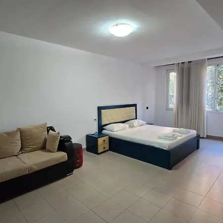شقة Tirent Apartment-cozy 2-bedroom In Don Bosko تيرانا